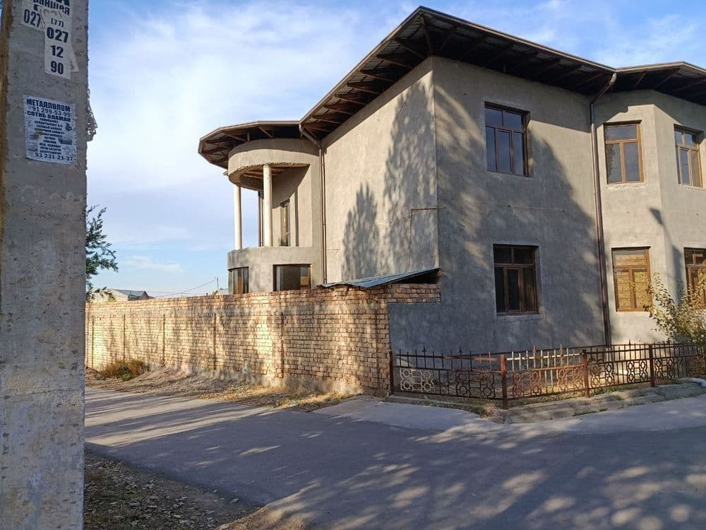 Uy holati yahshi kuchib kelib yashasa buladi. Yevro remont qilingan — 3