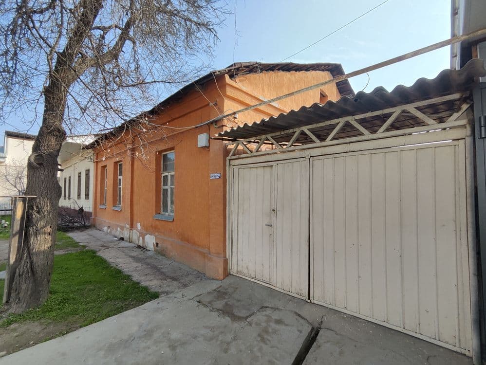 Bodomzor metro uy sotiladi — 1