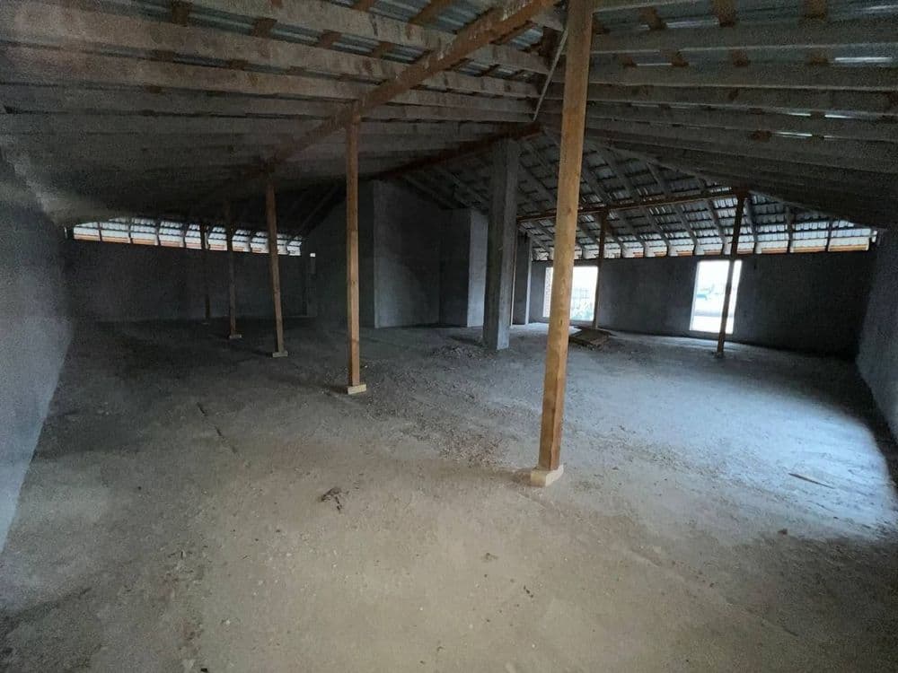 Продаëтся дом трëх этажный с огромным подвалом — 2