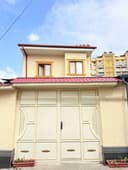 Mirobod tumanida hovli sotiladi 1.9 sotix