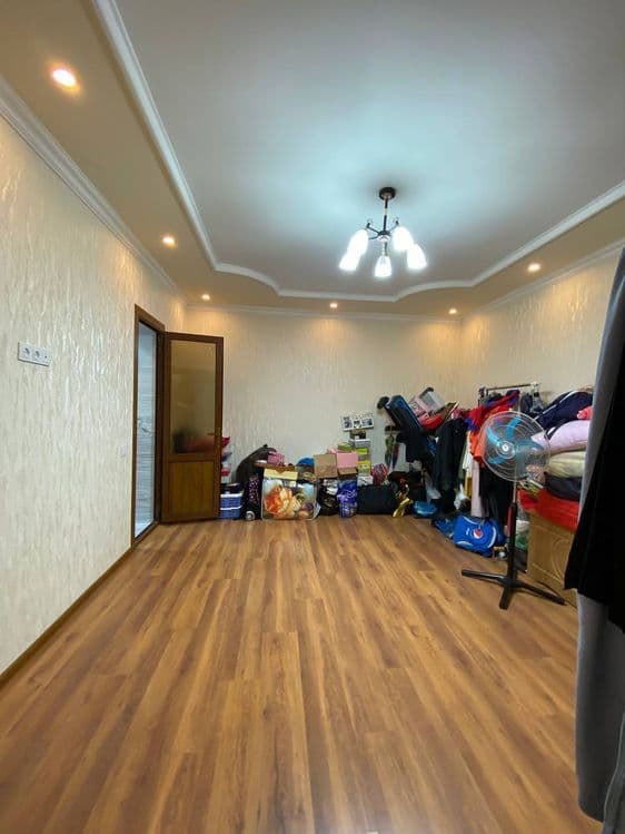 Продаётся участок 3.5 сотки — 4