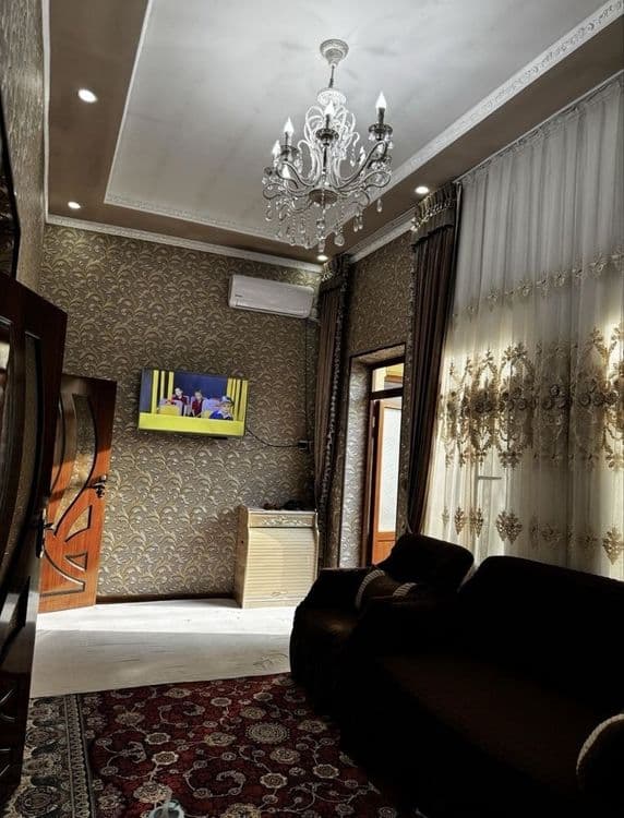Sotiladi Алмазар Вуз Городок Участок 2 санузел 

5/1/1

Площадь: 300 м — 4