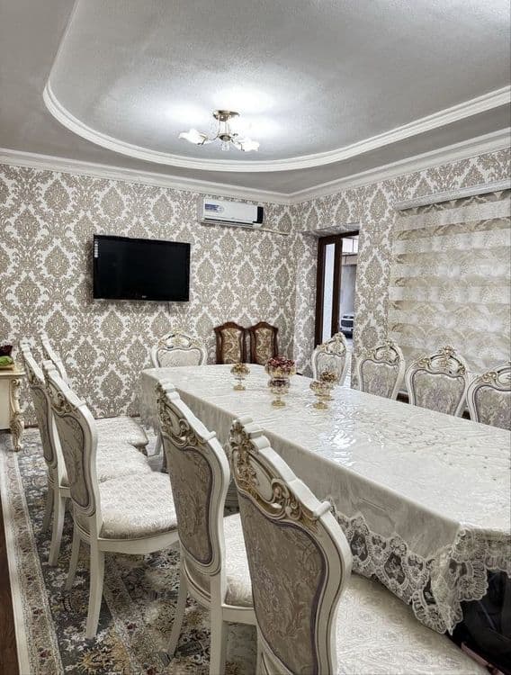 Sotiladi Алмазар Вуз Городок Участок 2 санузел 

5/1/1

Площадь: 300 м — 5
