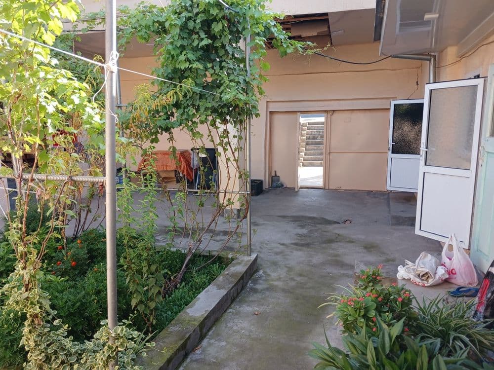 3.9sotix hovli 7xonali uy-joyi sotiladi — 5