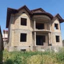 Продам  дом в состояние  коробки, площадь  участка  6 соток.