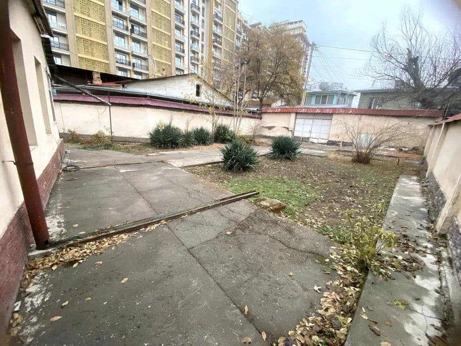 Срочно продается 3.7 сотки Мирабад_ Под застройку _фасад 12м — 1