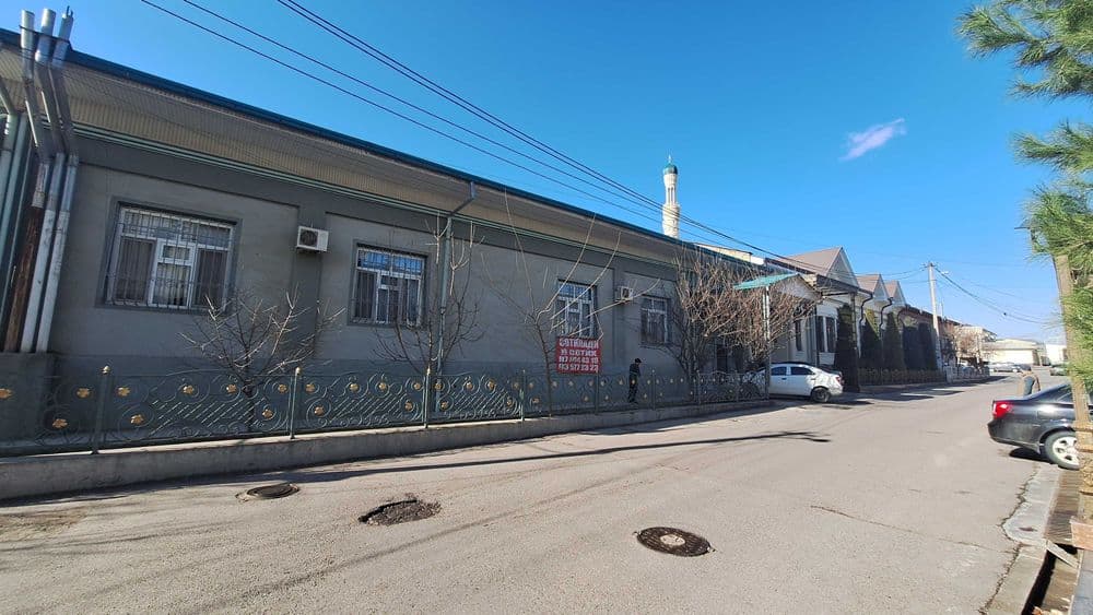 Fayizli Uy sotiladi.Farovon.City Med — 1
