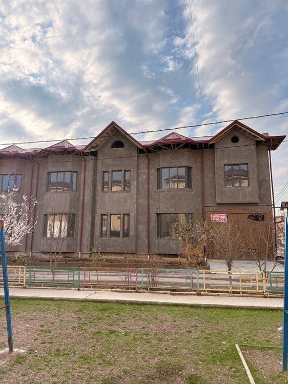Sergeli Kia Avtasalon 5 sotix hovli. 420000$ — 1