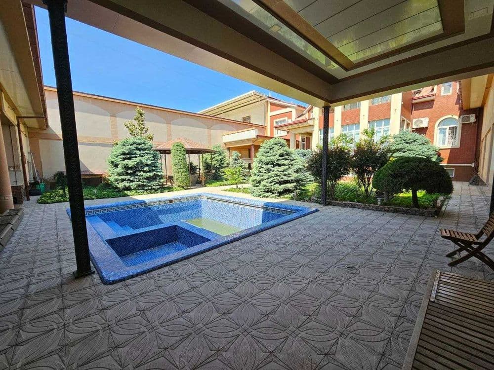 Исламобад! Продам 3х уровневый евро-дом, 8 соток, Юнус-Абад. р-не — 2