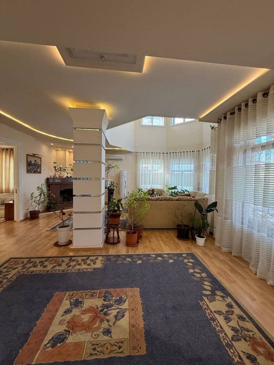 Саламатина продается евро Дом — 4