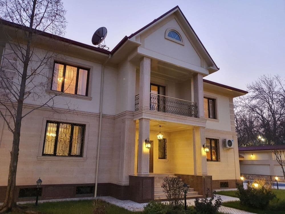Продается дом, Центр Луначарский, 10-соток — 1