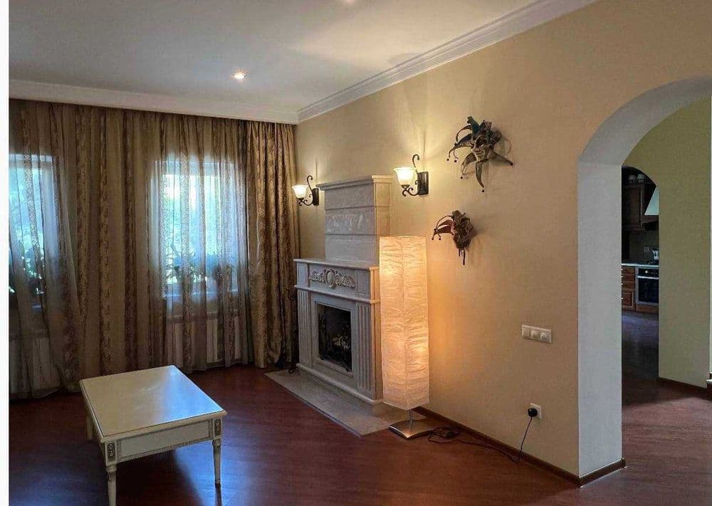 Продажа Евродома на Циолковском, 6-сотки (N 13271 ) — 6