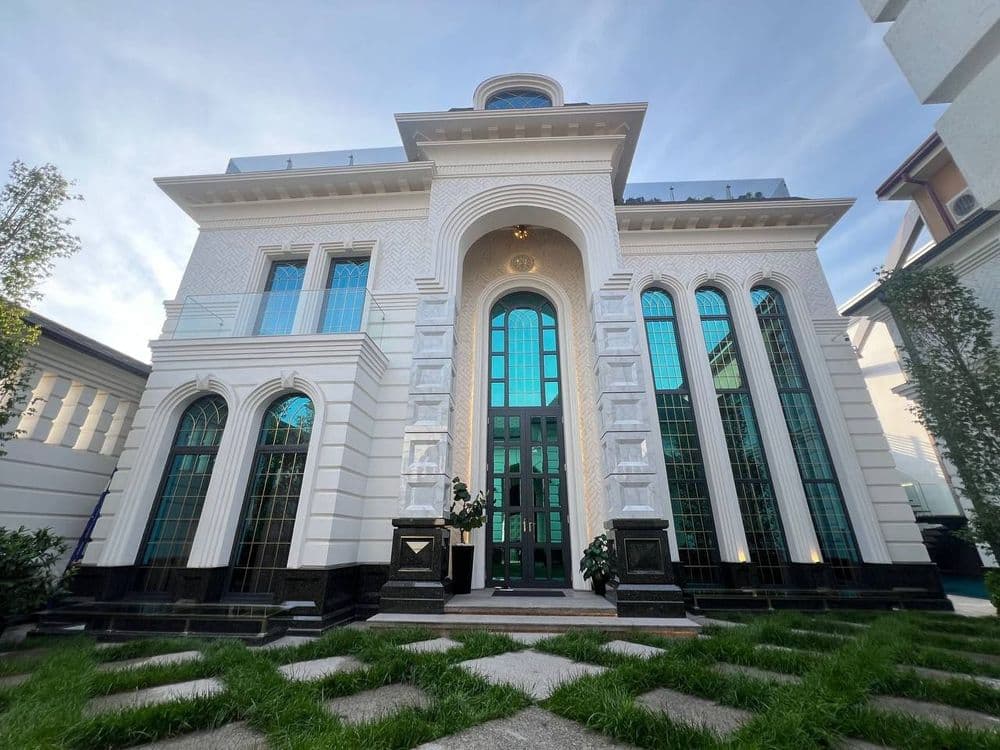 Продаётся Люкс Дом,центр Луначарского, МирзоУлугбекский р-н — 1