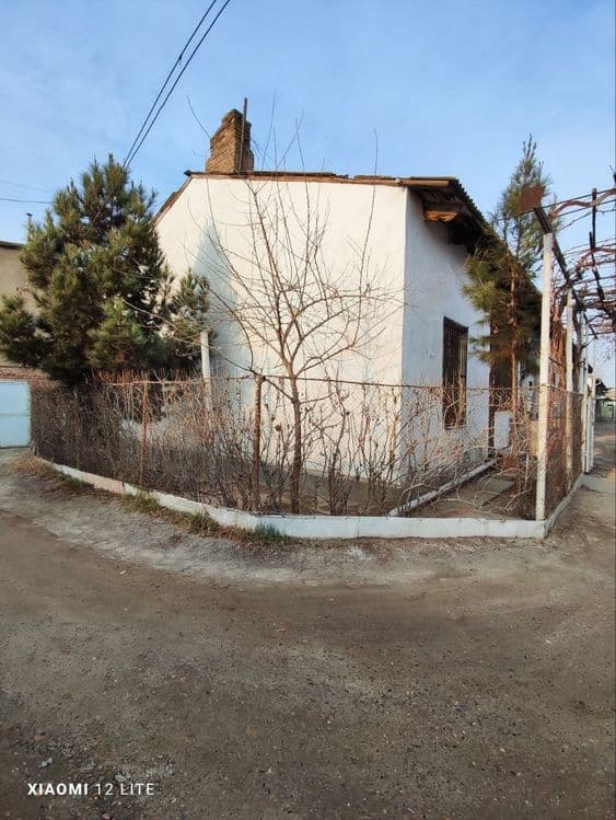 Kogon shahar mosdan u tomondan kichik hovli sotiladi — 1