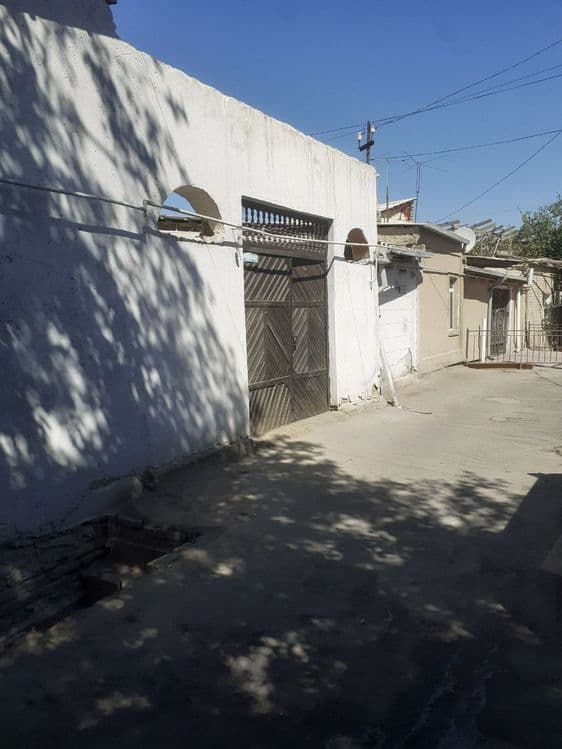 Hovli sotiladi 1.5 sotixli — 3
