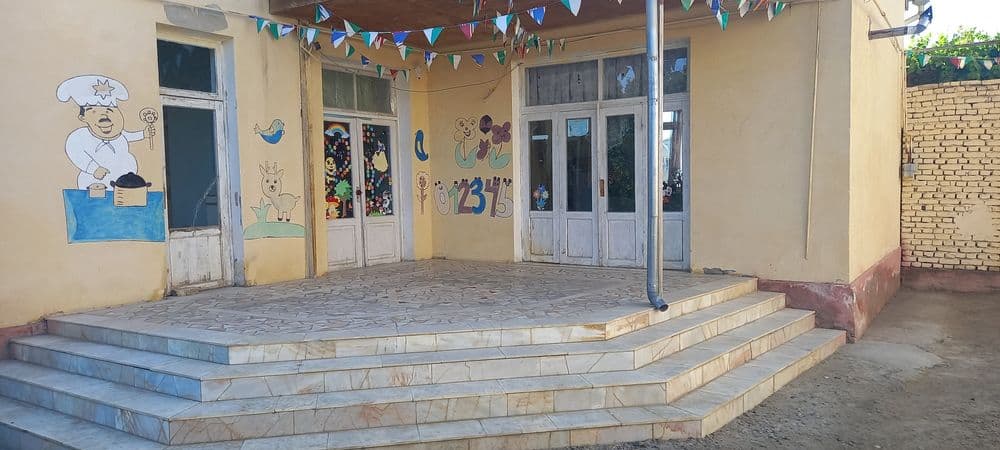 Ромитан туманида икки қаватли коттеж сотилади! — 3