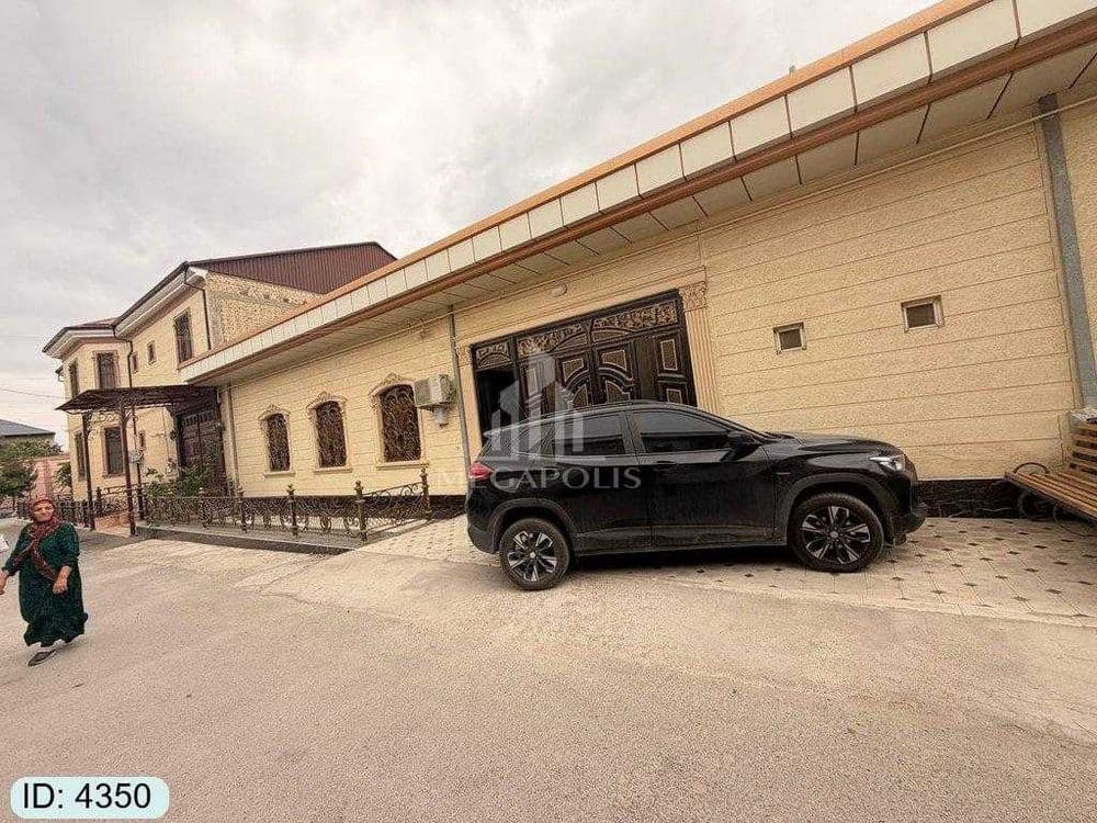karvon bozor sheyxon kucada hovli sotiladi№4350 — 1
