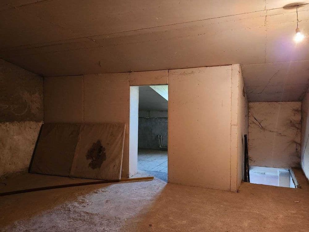 Нотурар бино сотилади 180 кв — 4