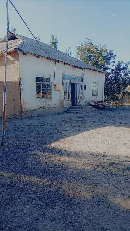 Uchastka sotiladi — 2