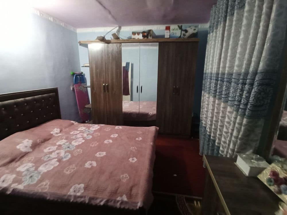 Kotedj sotiladi 10 sotixli — 2