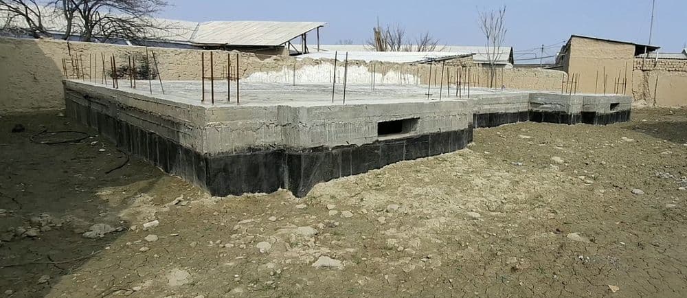 POLITEXNIKA instituti orqasida padval qilingan uchastka sotiladi — 2