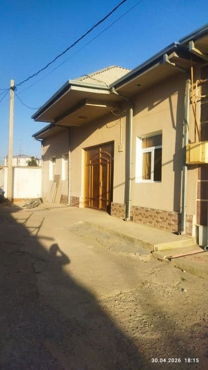 Qarshi shaxar markazidan 4 sotixli hovli — 1