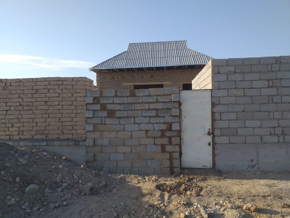 Участка сотилади. 2-сутик 16 000$ — 2