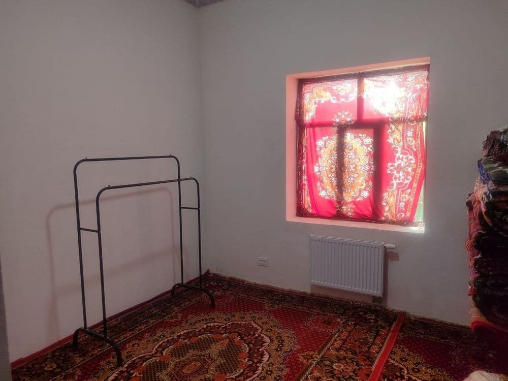 Berdi ota choyxonasi yaqinida xovli sotiladi — 1