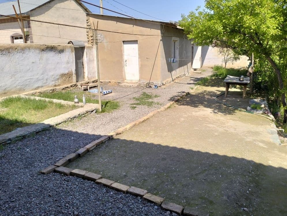 Srochna hovli sotiladi — 1