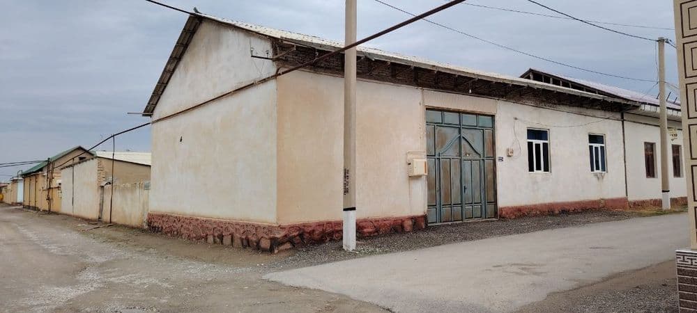 Srochna hovli sotiladi — 4