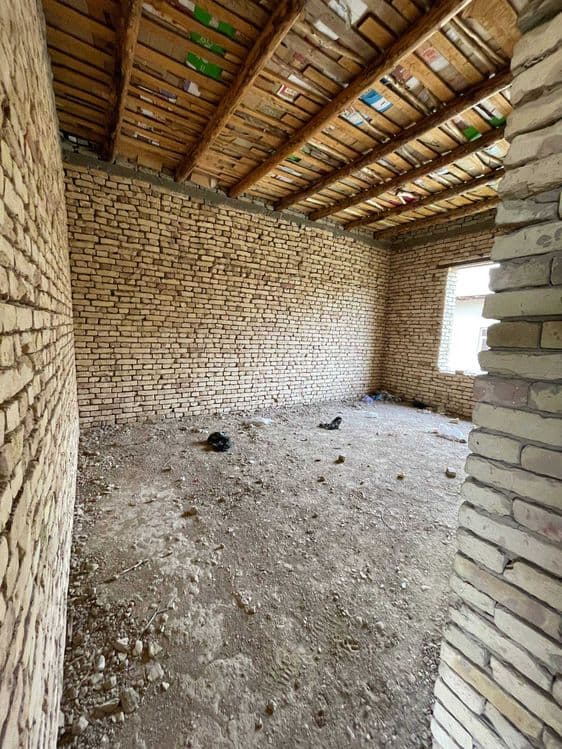 Hovli 6 sotix Pishgan gishtdan Farhod Zavxos SOTILADI.. kelishiladi — 5