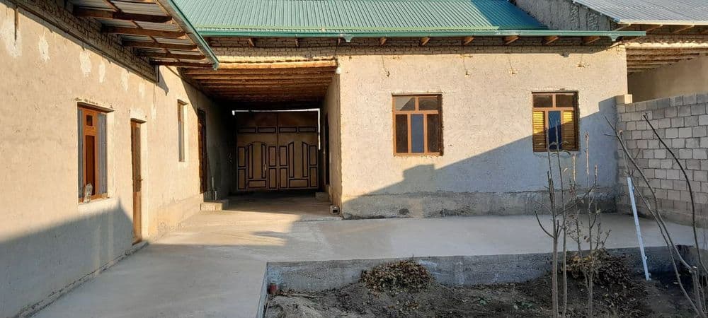 Фарход савхозида 4 сотих ховли сотилади — 2