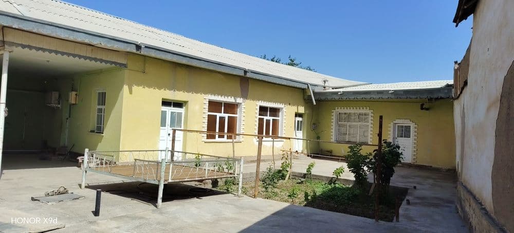 7 sotixlik xovli sotiladi vokzal hududidan. — 1