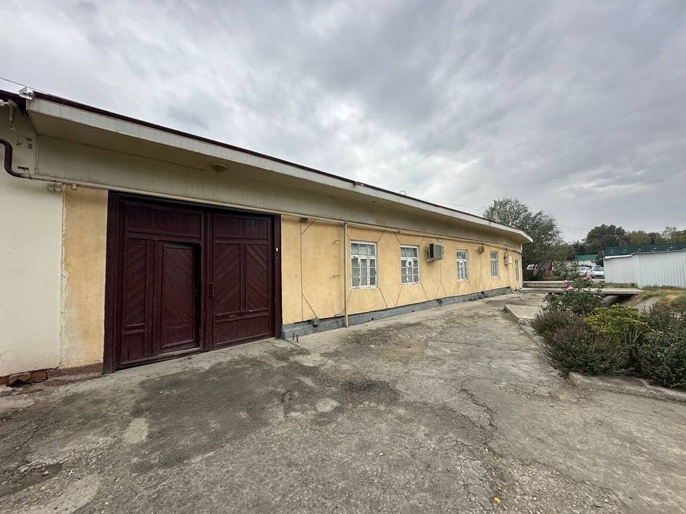 Xovli sotiladi 6 sotiq. — 2