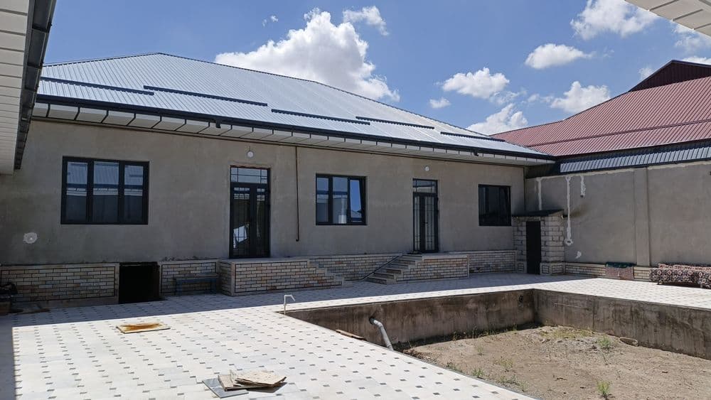Hovli sotiladi 6 sotok — 2