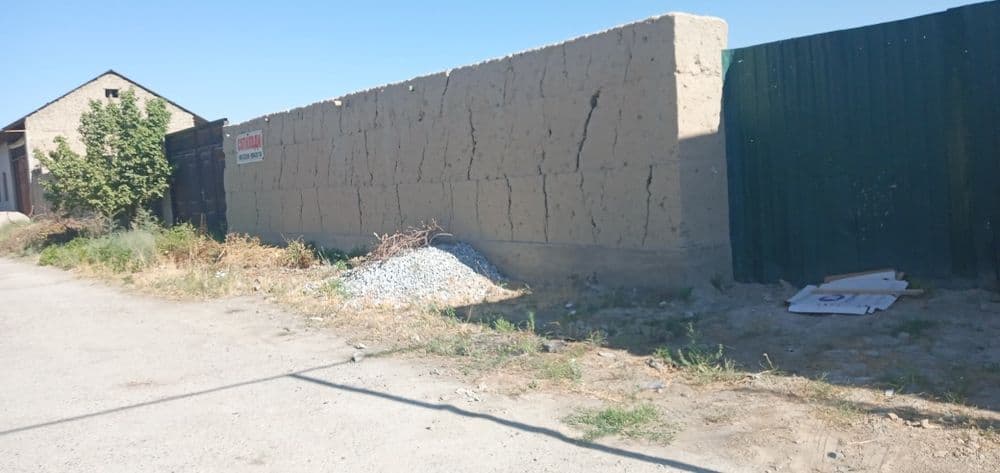 Bitmagan hovli joy sotiladi 6 sotix Dan 2ta — 6