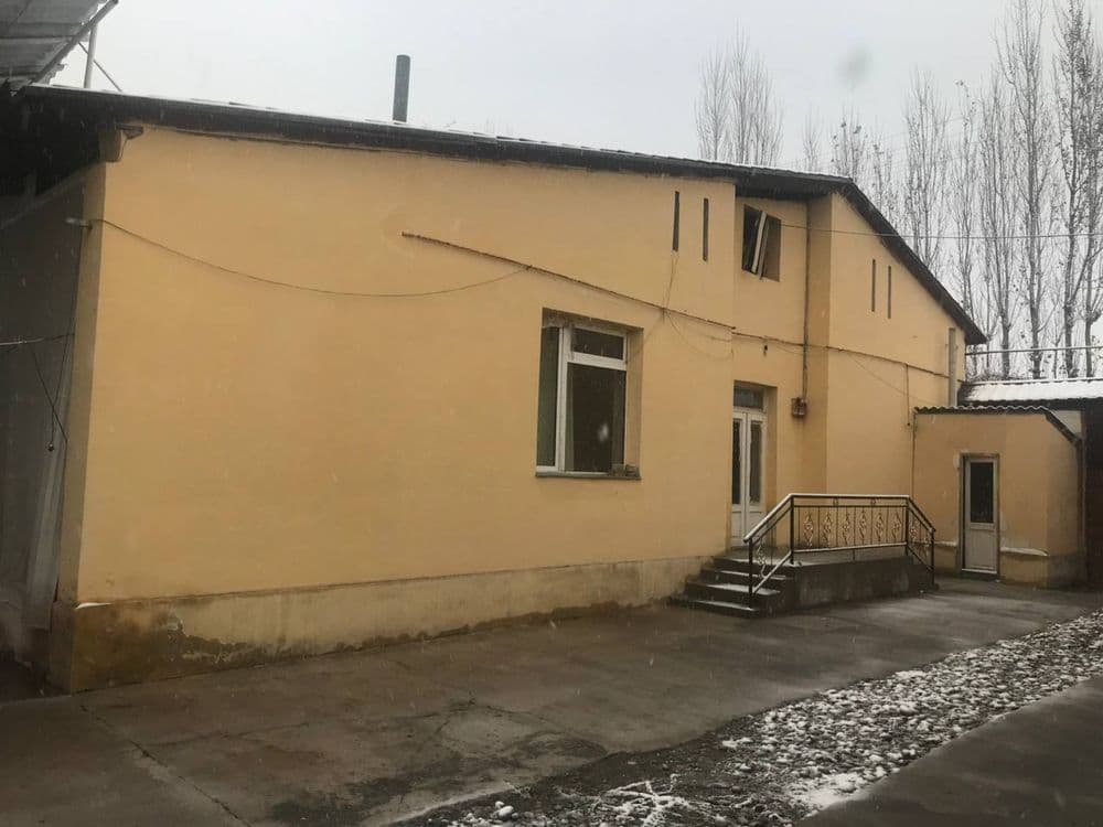 Коттедж, ховли — 1
