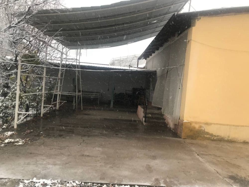 Коттедж, ховли — 2