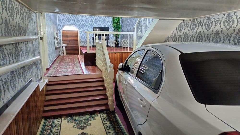 Уй сатылады, Тахияташ центрда жайласкан, базарга жакын, 4.5 сотка — 5