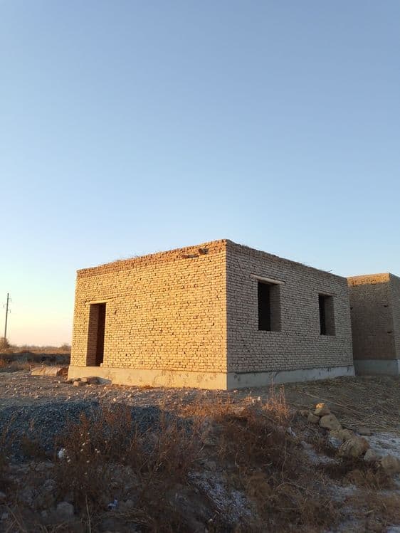 Uy satiladi narxi 80 million manzil Noʻkis rayon aqmangʻit APJ Oy awil — 2