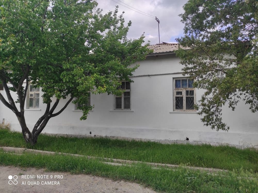 Зиевуддин марказидан ховли сотилади — 1