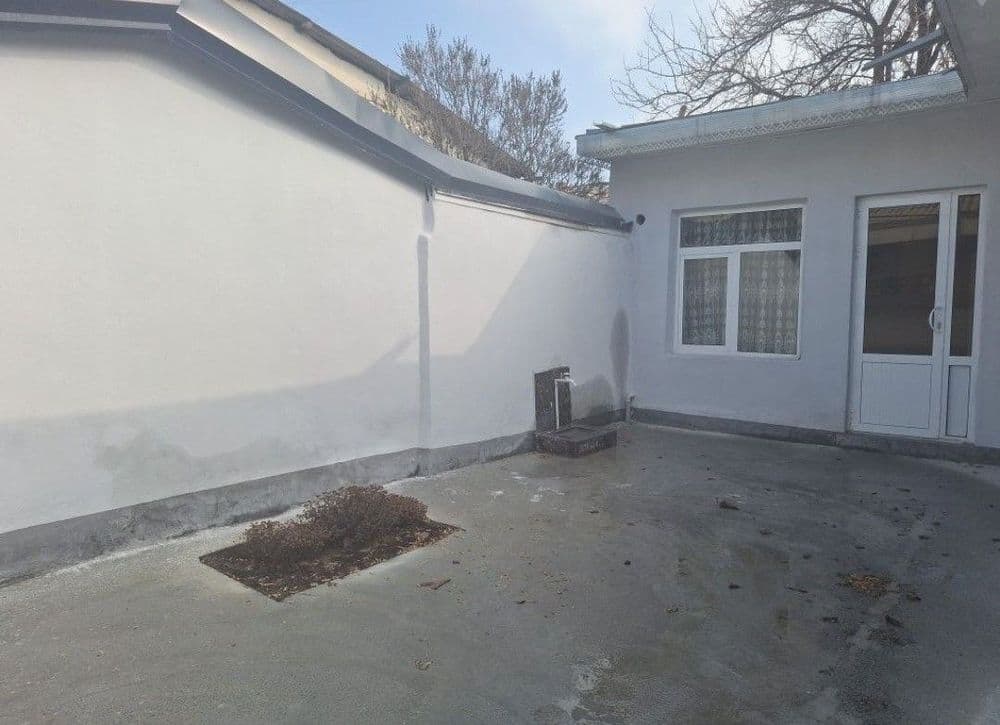 Домик в общем дворе — 3