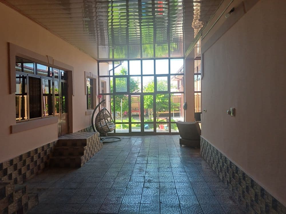 7 sotok hovli sentrda — 3