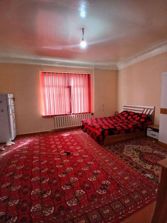 Срочно продаётся дом  площадью 8-соток — 4