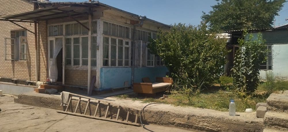 Продаётся дом:6-соток. — 4