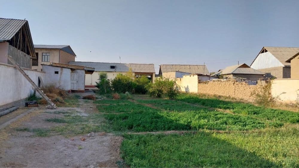 uy sotiladi 12 sotix hovli — 1