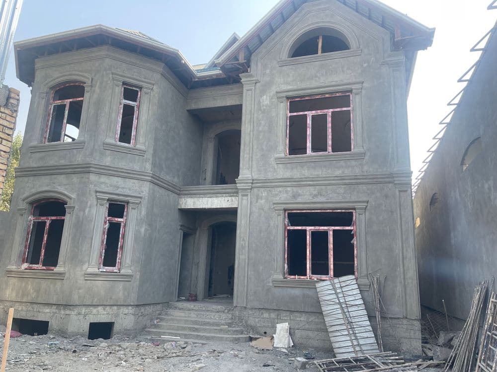 Quqon shaxar melkombinat kuchasida 4.5 sotixli 2 etajli karobka xolatd — 3