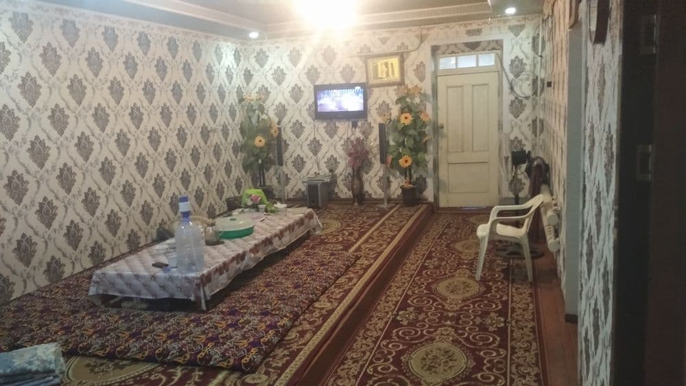 Икки каватли бино сотилади хамма жихозлари билан — 4