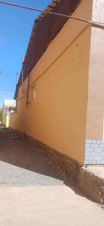Урганч шахар айрапортскида 450 кв ховли жой. — 2