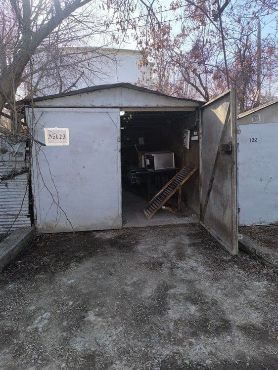 Продам свой гараж. — 1